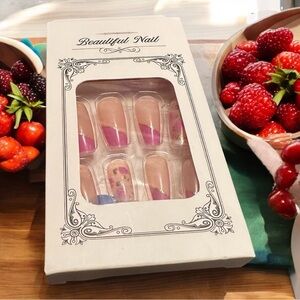 Press-On Nails - Purple and Nude